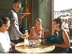 Pubblici esercizi, ristorazione e turismo: arriva il Ccnl