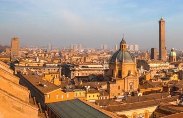 Bologna interroga i cittadini per il Puls