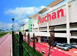 Auchan si reinventa a Cinisello