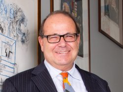 Finzi (Astraricerche): «L’eccezionale allungamento della vita media ha avuto, lo spostamento in avanti della cessazione dell’autonomia personale»