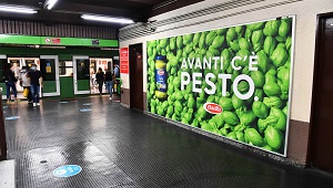Barilla tinge di verde la metro