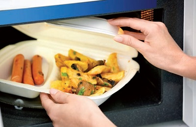 Le plastiche adatte al forno a microonde