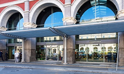 A Torino Porta Nuova apre un supermarket Esselunga