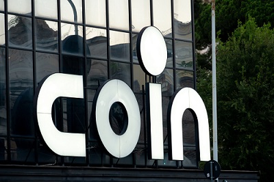 Coin Excelsior atterra a Milano Cordusio