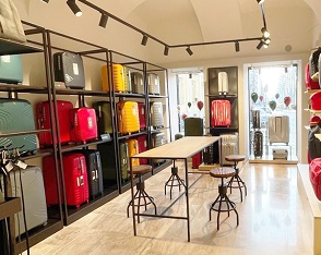 Nuovo flagship store a Torino