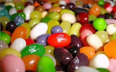 Ferrara Candy (Ferrero) si mangia Jelly Belly