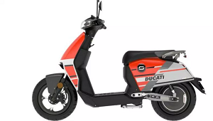 Ducati lancia il primo scooter elettrico
