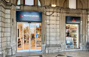 Cagliari, doppia apertura per Mondadori store