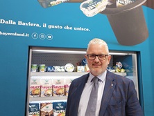 Lo scaffale di Bayernland dedicato all’Italia