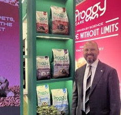 Proteine vegetali per il debutto di Andriani nel pet