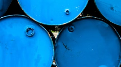 Il petrolio scivola via