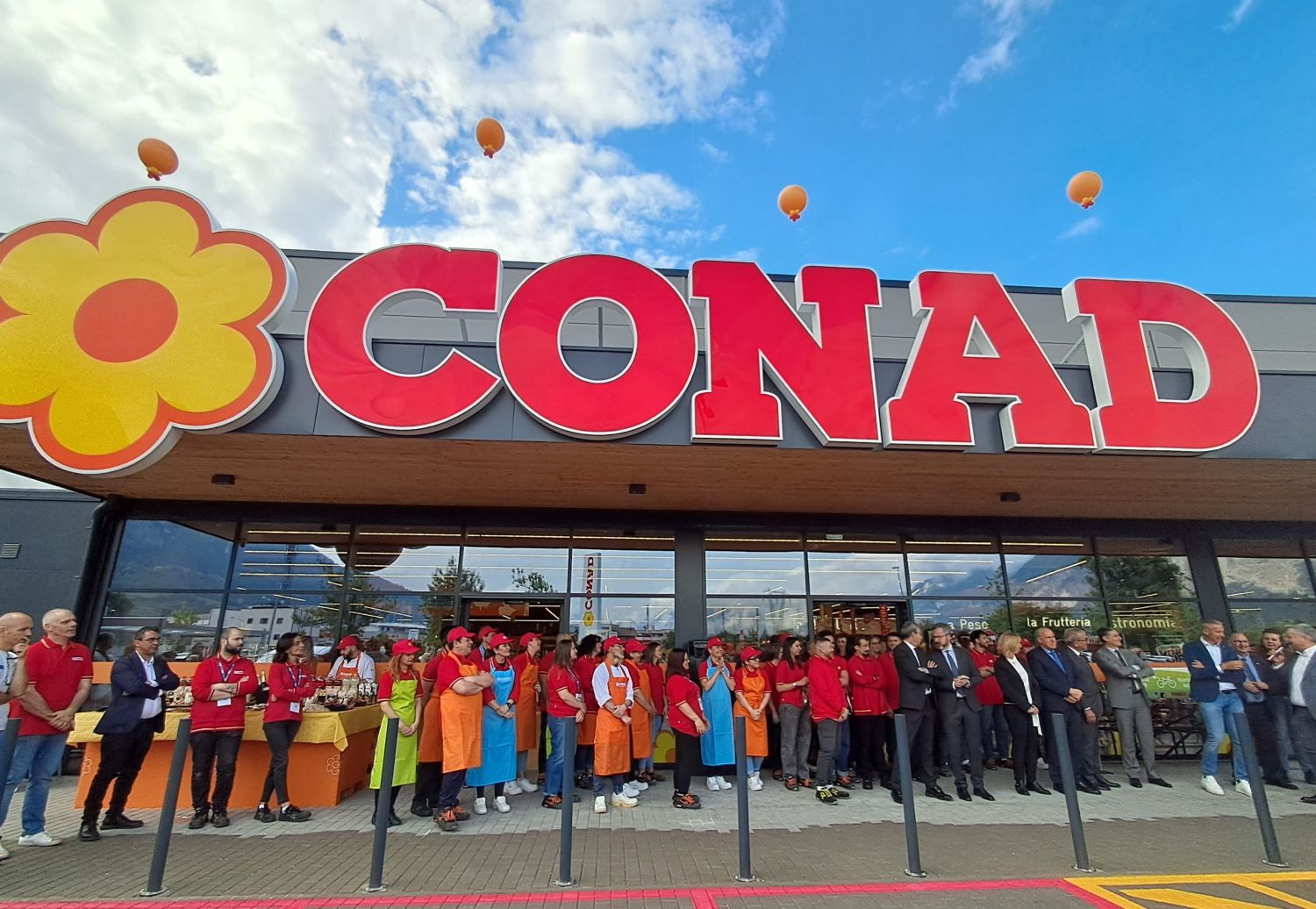 Un nuovo supermercato Conad apre le porte a Trento