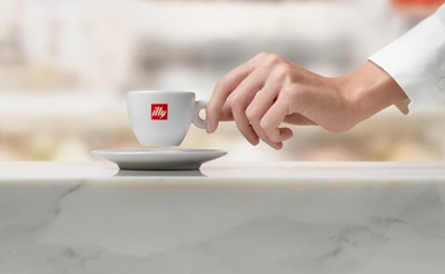 Illycaffè cresce nel primo semestre 2025