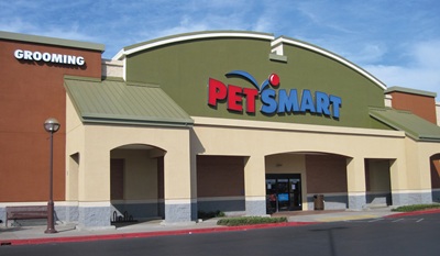 PetSmart: dal cibo alle esperienze, tutto per gli animali