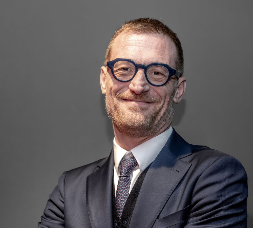 EY presenta il rapporto AI Barometer 2025