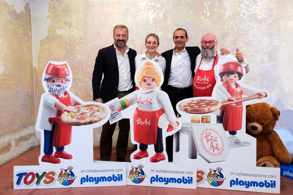 Toys Center con Playmobil al fianco di PizzAut