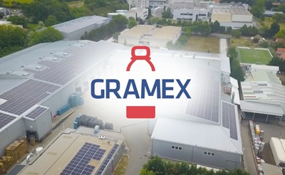 Acqua San Benedetto fa shopping in Ungheria