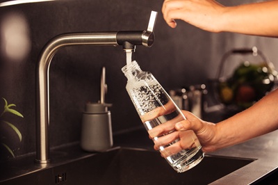 9 italiani su 10 non sprecano acqua, solo 2 su 10 adottano nuove tecnologie