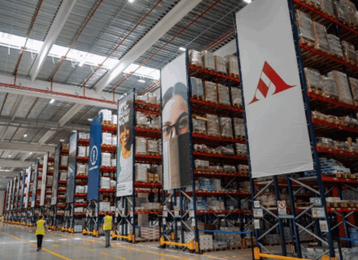 ​​​​​​​Un unico polo per scolastica e trade Mondadori