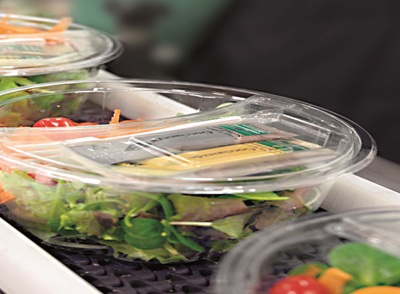 Insalate in busta: stop all’obbligo di compostabilità degli imballaggi