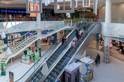 Centro Commerciale Rescaldina: completato il restyling del primo piano