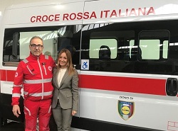 Lidl dona a Croce Rossa Italiana un mezzo per il trasporto di persone disabili