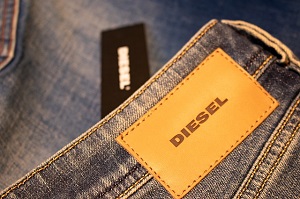 Diesel, prosegue la lotta alla contraffazione